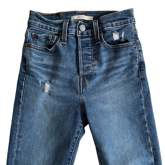 LEVI’S Wedgie Fit Skinny High Rise Distressed Ankle Crop Jeans - Picture 6 of 16